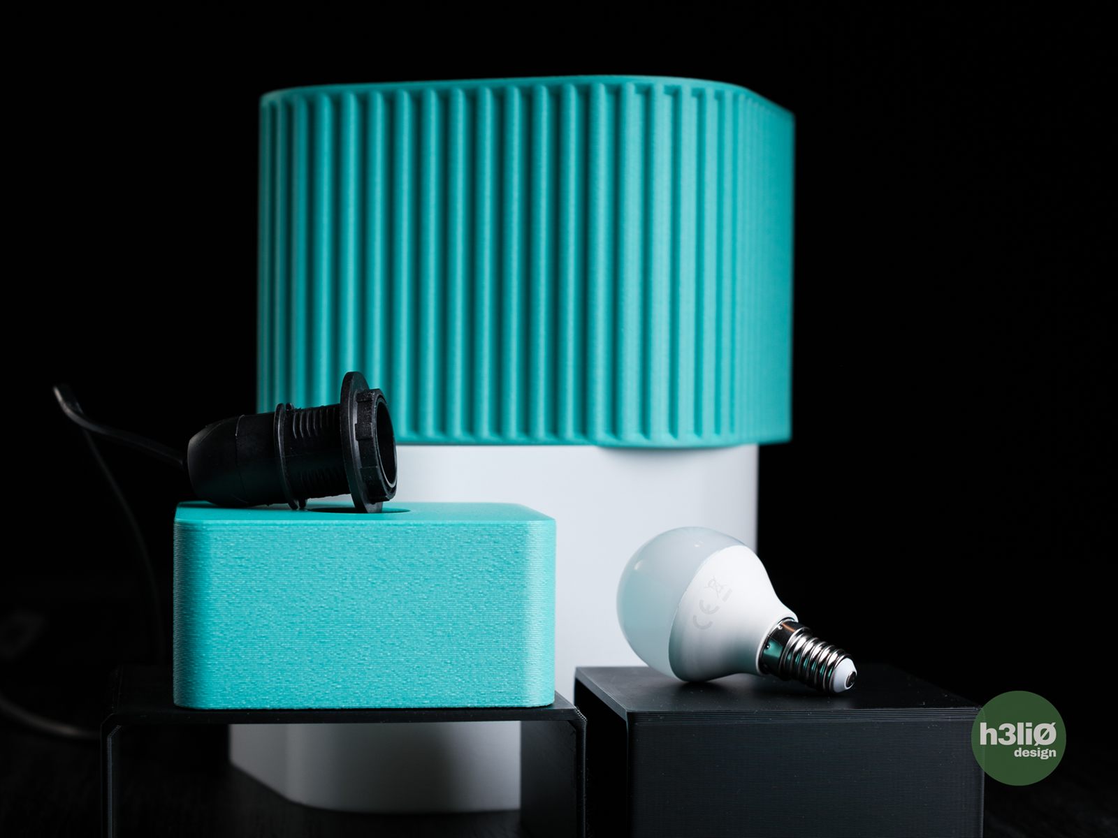Prismal Desk Lamp